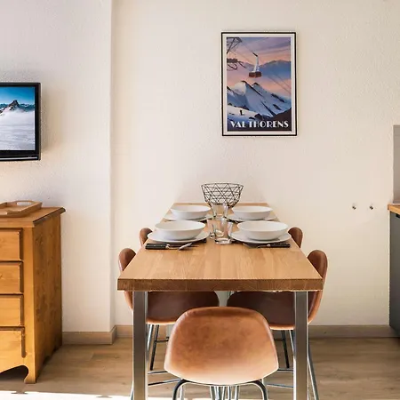 Cosy Pour 4 Pers. A - Balcon Sud, Proche Remontees Et Commerces - Fr-1-637-52 *